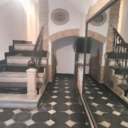 Ducale Interno 5 جنوة