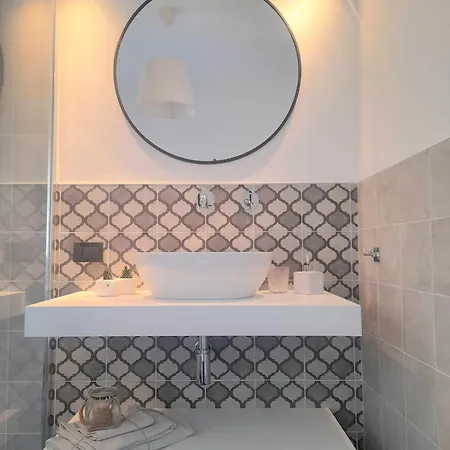 Ducale Interno 5 * Genova